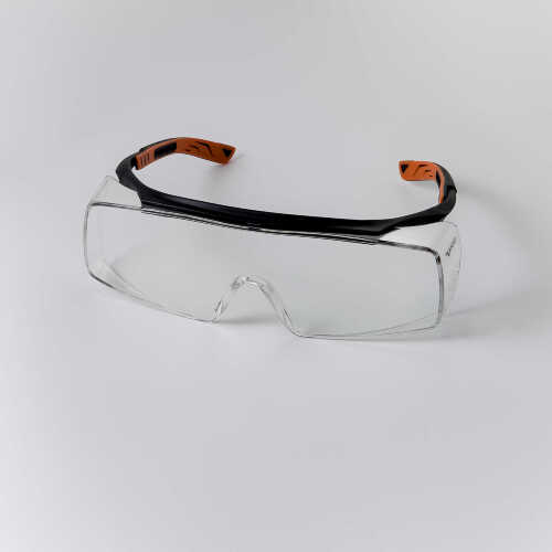 occhiali-univet-5x7010000.jpg